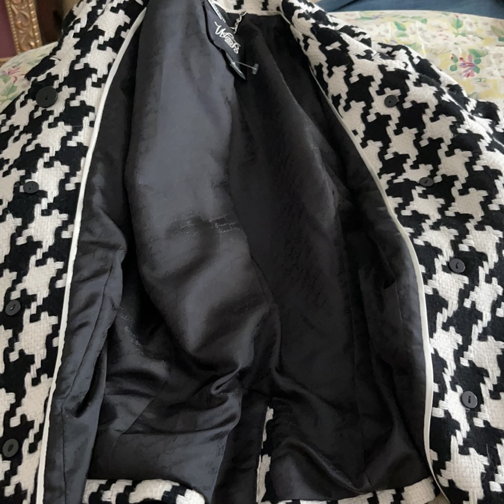 White House Black Market double breasted houndstooth cropped jacket - Picture 7 of 16